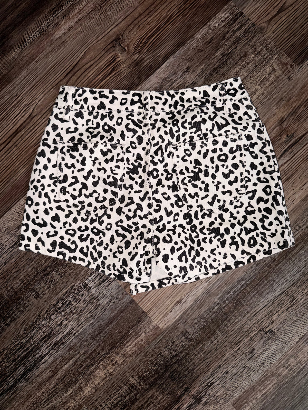 Leopard Denim Skort ￼